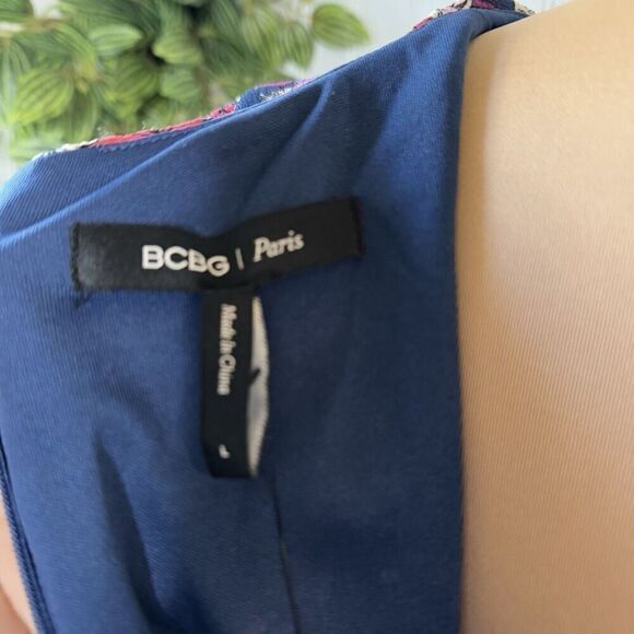 BCBG Paris Sz L Retro Floral Short Ruffle Short Dress V-Neck Lined Romantic Chic - Picture 10 of 16